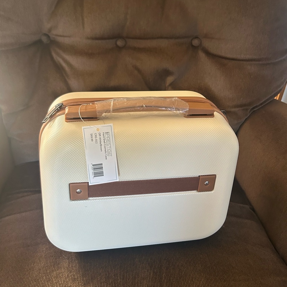 Hard Shell Cosmetic Case